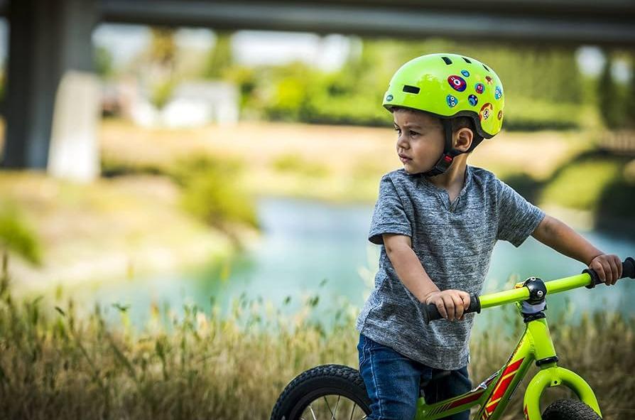 Casco infantil personalizado